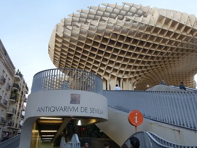 안티콰리움 (Antiquarium de Sevilla)